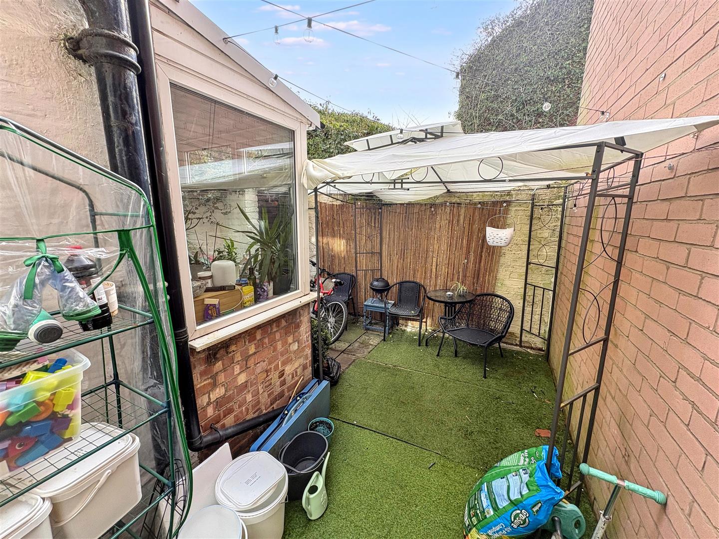 Lovat Road, PR1 6DQ